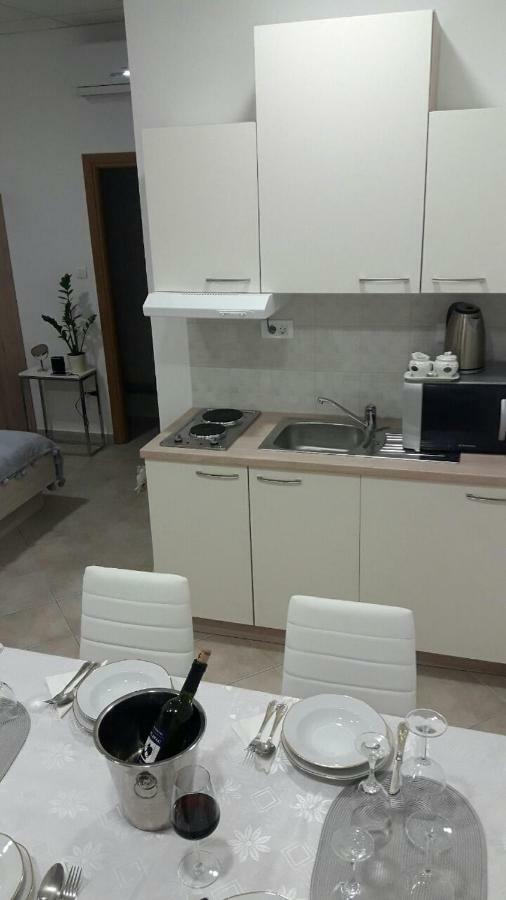 Apartment Smodlaka Dugopolje Exteriör bild